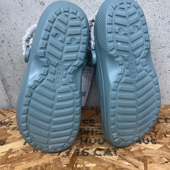 Crocs - Picture 4 of 6